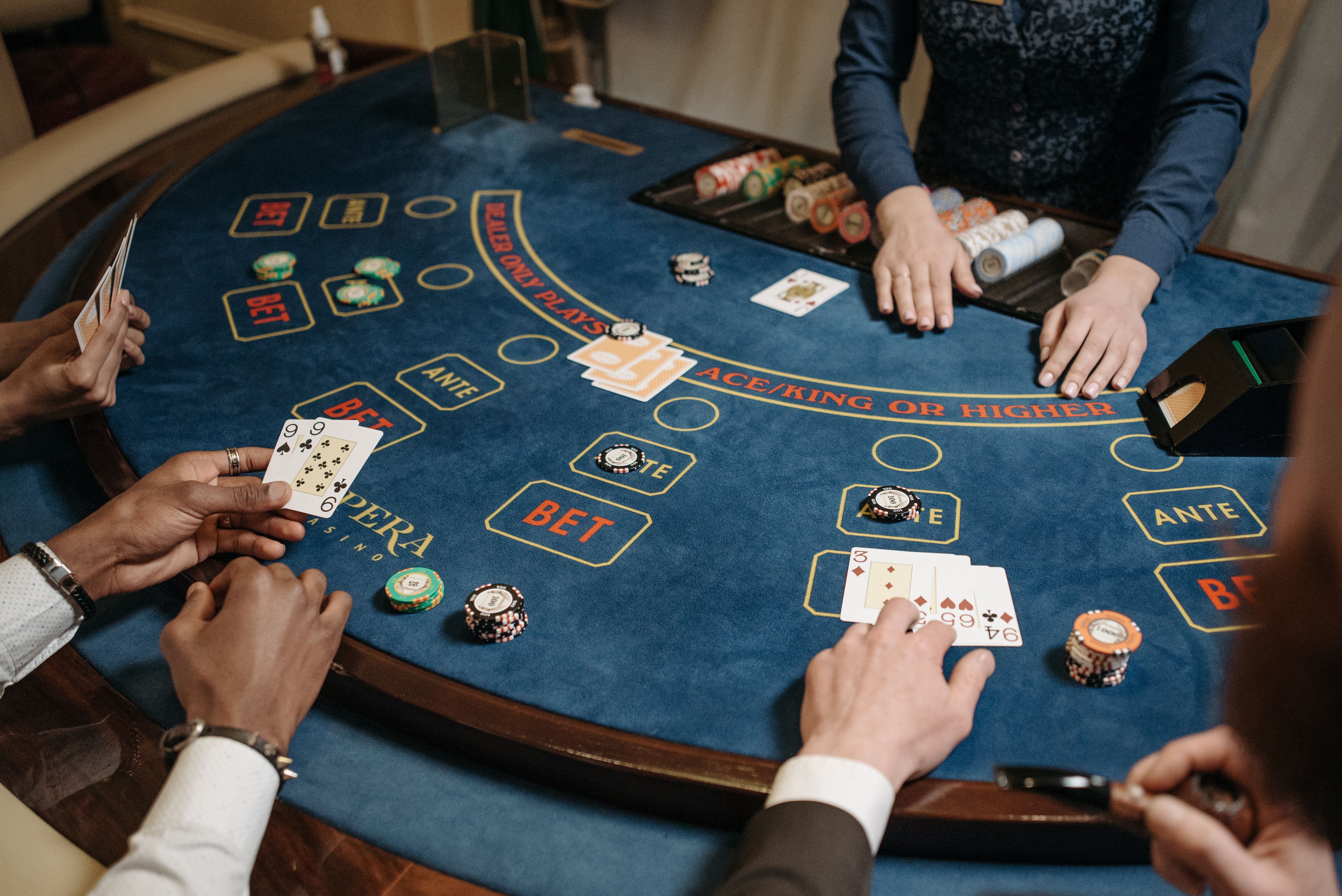 Martingale strategy in baccarat Martingale strategy in baccarat